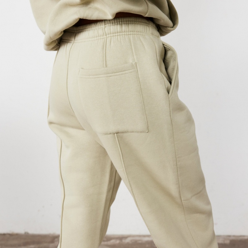 Vanquish Fitness Pale Khaki VQFIT Oversized Sweatpants Khaki | 3129-ENSPJ